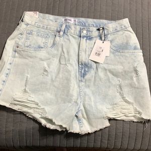 Shorts, size 15